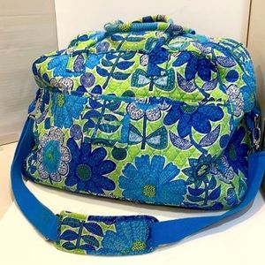 Vera Bradley Doodle Daisy Weekender Bag